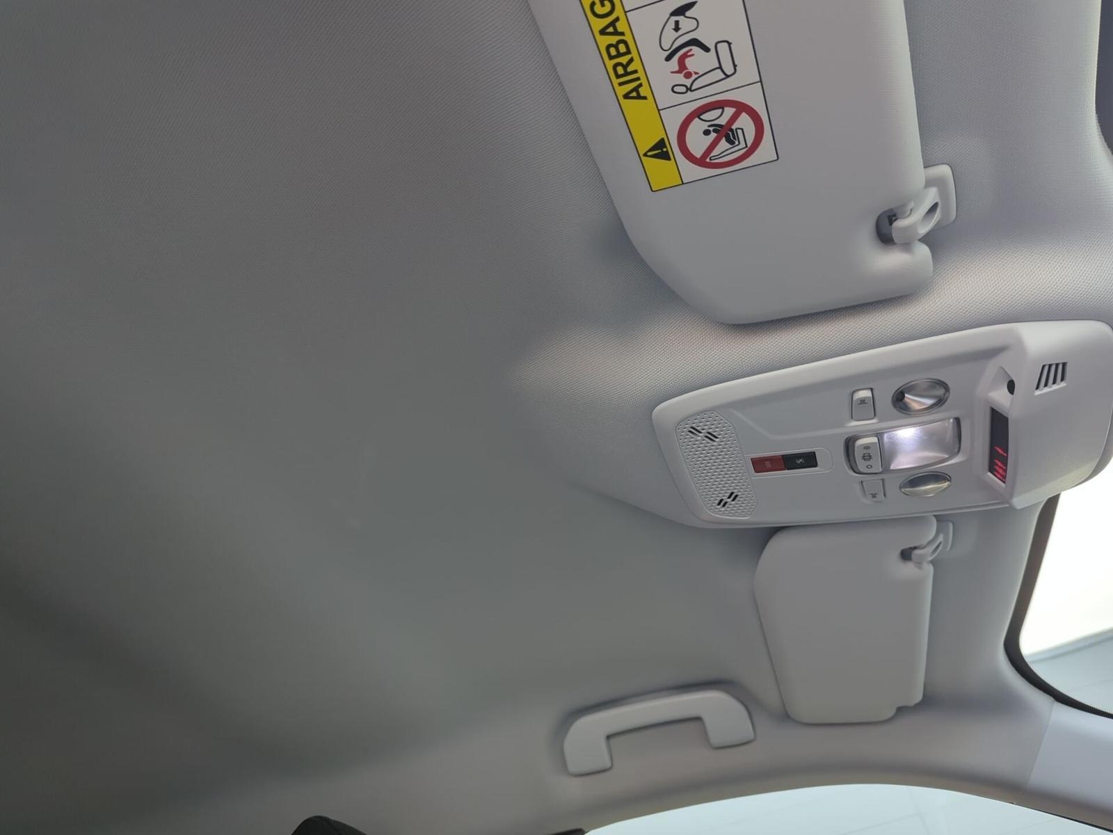 Peugeot 2008 1.2 PureTech 130 Allure Pack LED Navi ACC