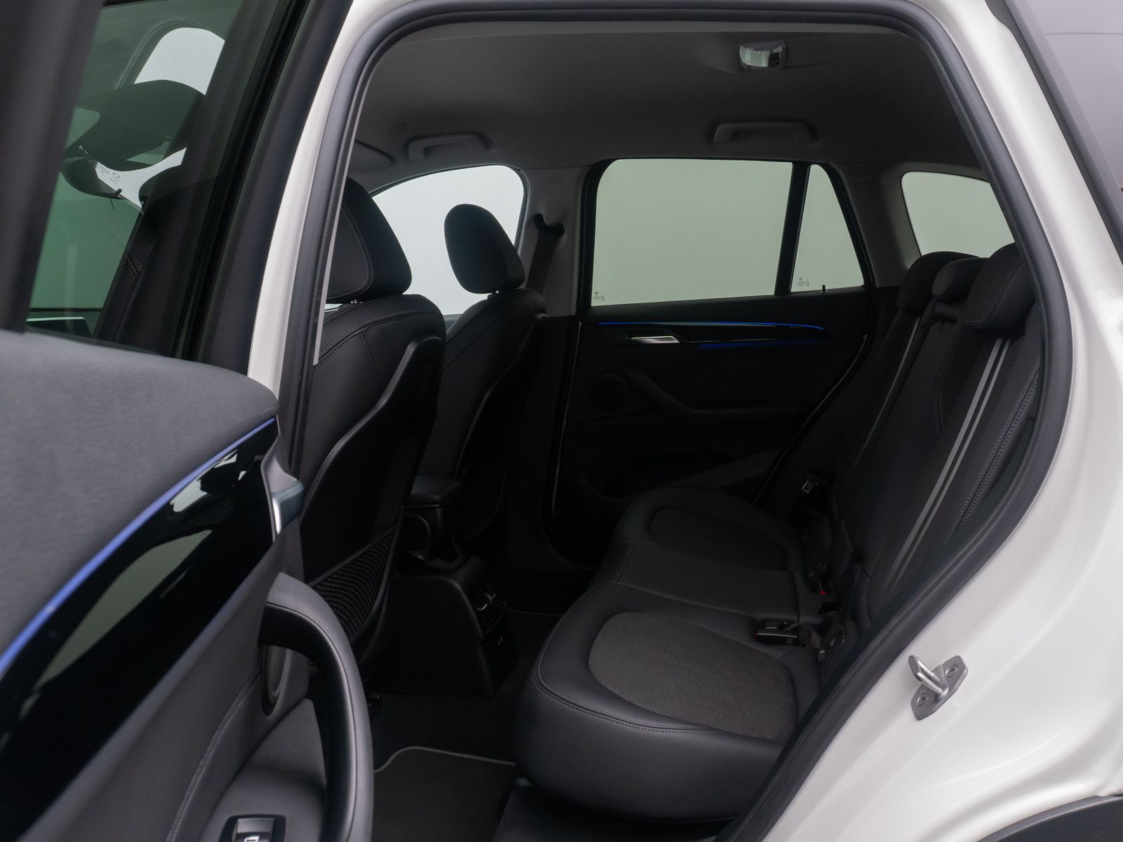 Fahrzeugabbildung BMW X1 sD18i Sport Line DAB Kamera DriveAssis 18Zoll