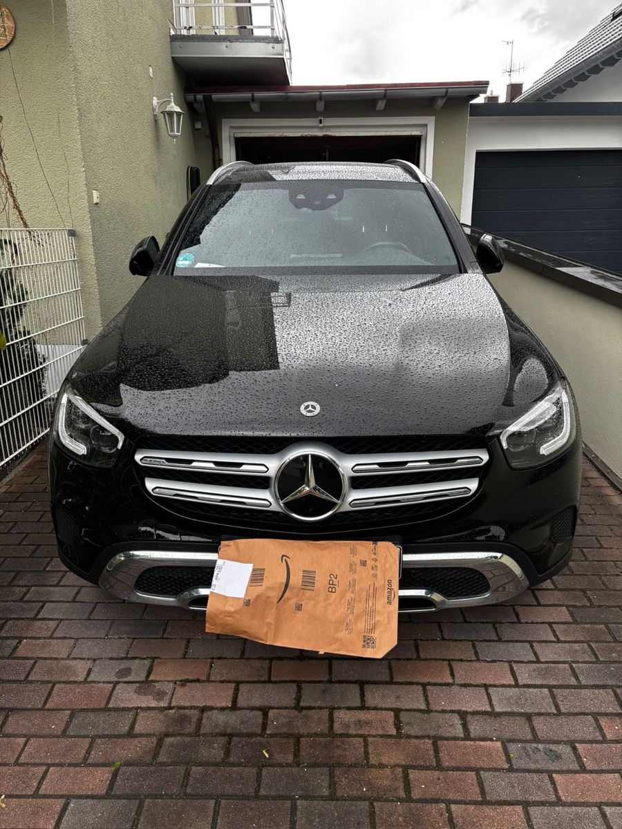 MERCEDES-BENZ GLC 300 e 4MATIC Autom. -