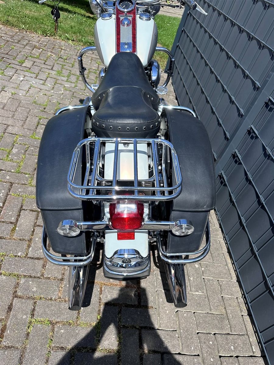 Fahrzeugabbildung Harley-Davidson Touring Road King FLHR FL1