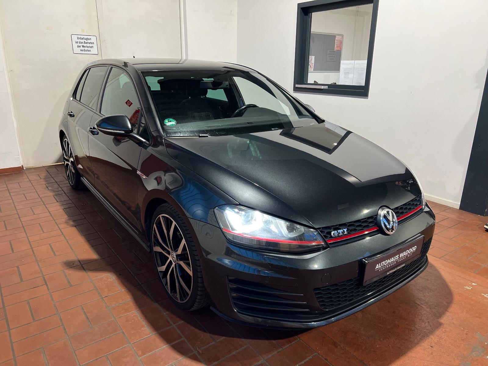Volkswagen Golf VII 2.0 TSI GTI/2.Hand/DSG/BiXen/ParkAssist