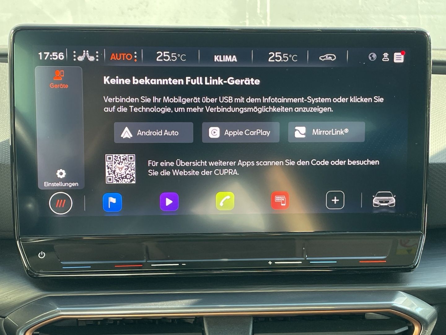 Leon Sportstourer 1.5 eTSI DSG AHK/Pano/Kamera/K