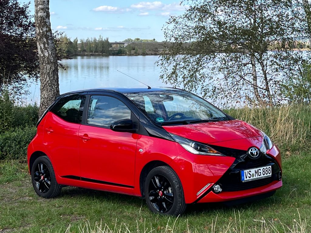 Image of Toyota Aygo (X)