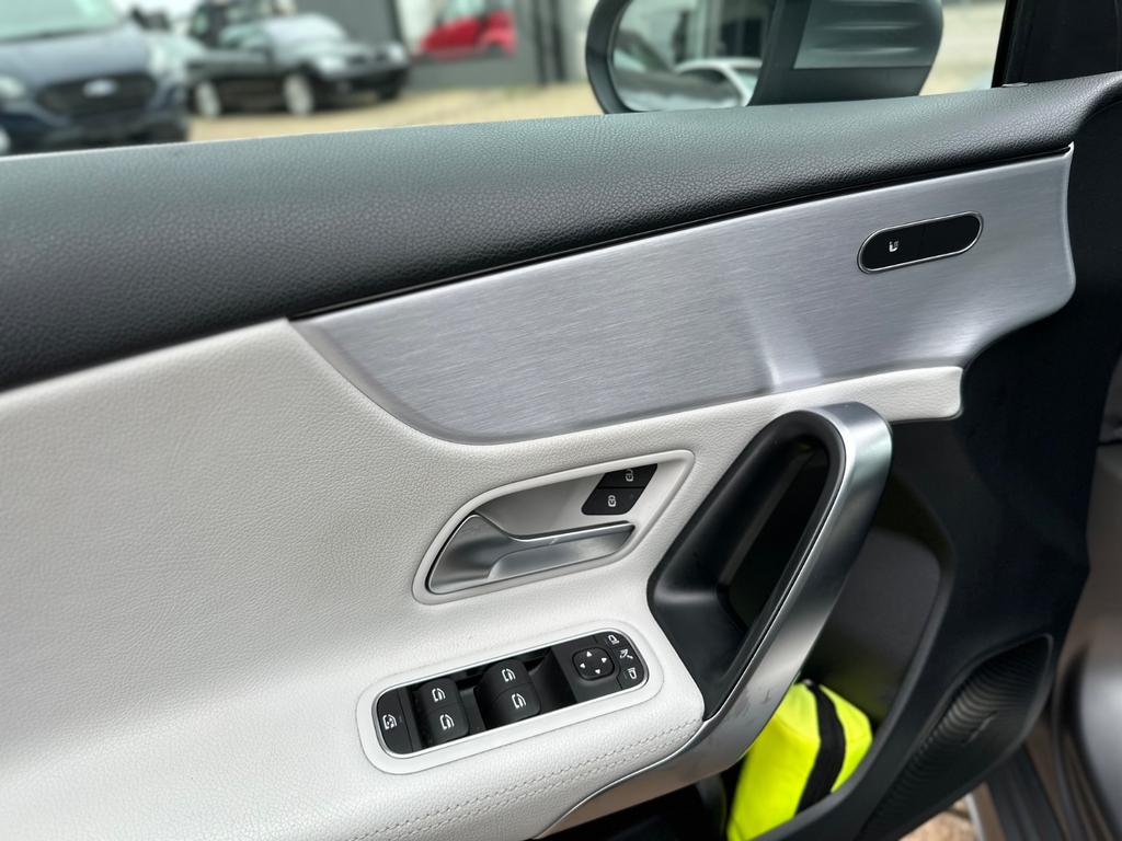 Mercedes-Benz A 35 AMG