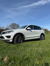Volkswagen Touareg 3.0 V6 TDI -AHK- Panorama- R-Line  - Volkswagen Touareg: 3.0