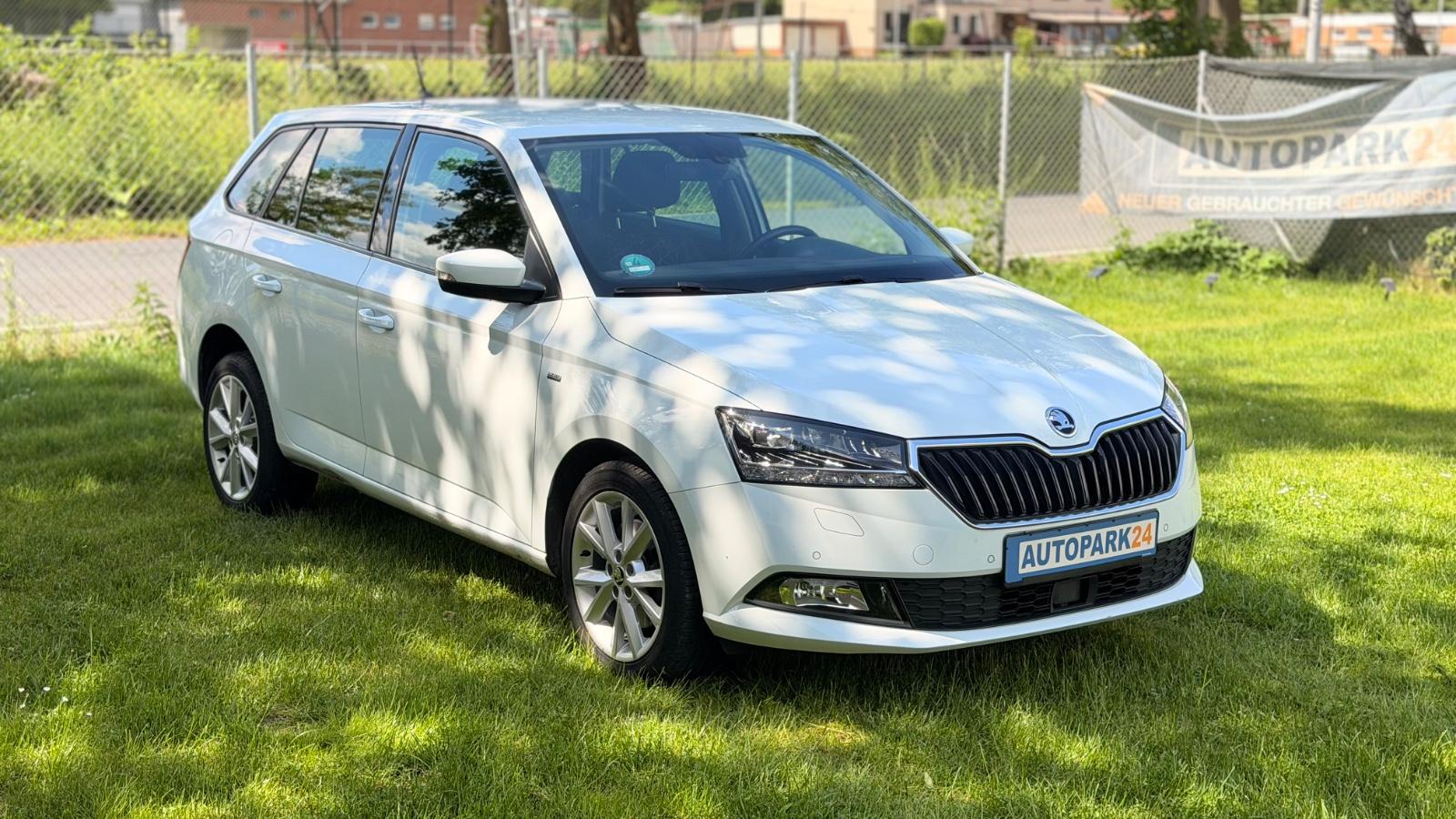 Skoda Fabia Clever*1,0 110PS*ACC*PDC*BI-XENON*DSG*NAVI