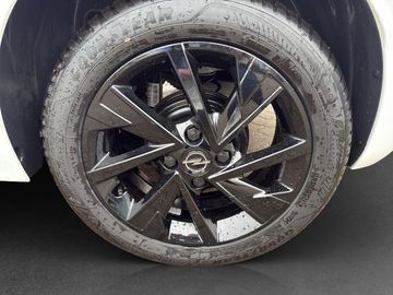 Fotografie des Opel Corsa F Kamera LED Sitz-/Lenkradheizung PDC