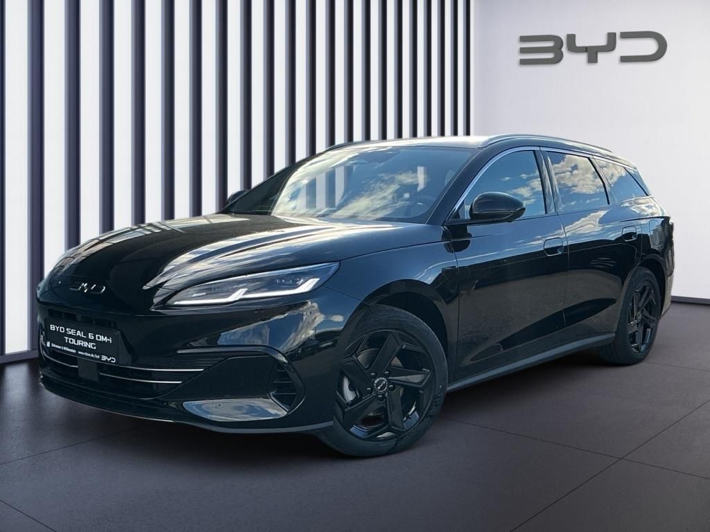 BYD SEAL 6