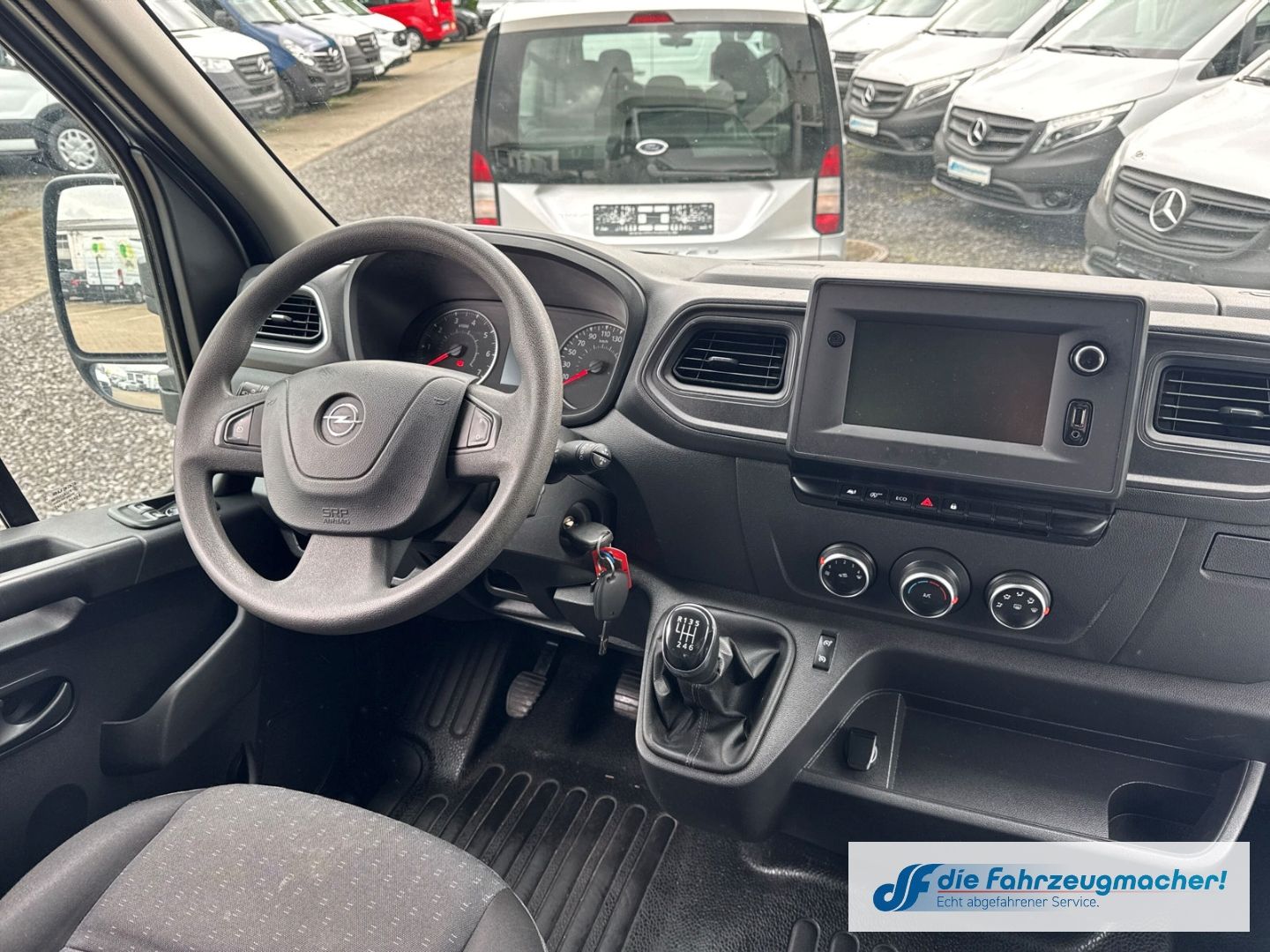 Fahrzeugabbildung Opel Movano Koffer L4H1 3,5t ZwillingsBe. Navi Temp R