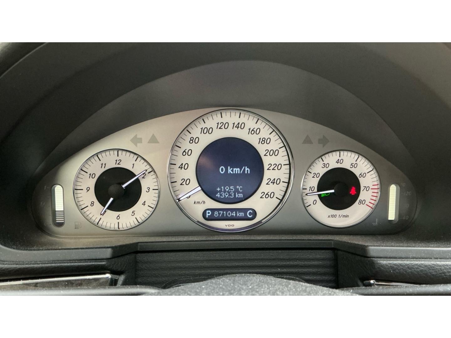 Mercedes-Benz E 350 CGI T 7G-TRONIC AHK *TÜV NEU*