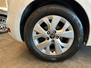 MYAUTOCENTER – Gebraucht- und Jahreswagen mit Werkstattservice in Pfaffenhofen Citroën C4 *KEYLESS*MASSAGE*TEMPO*NAVI*