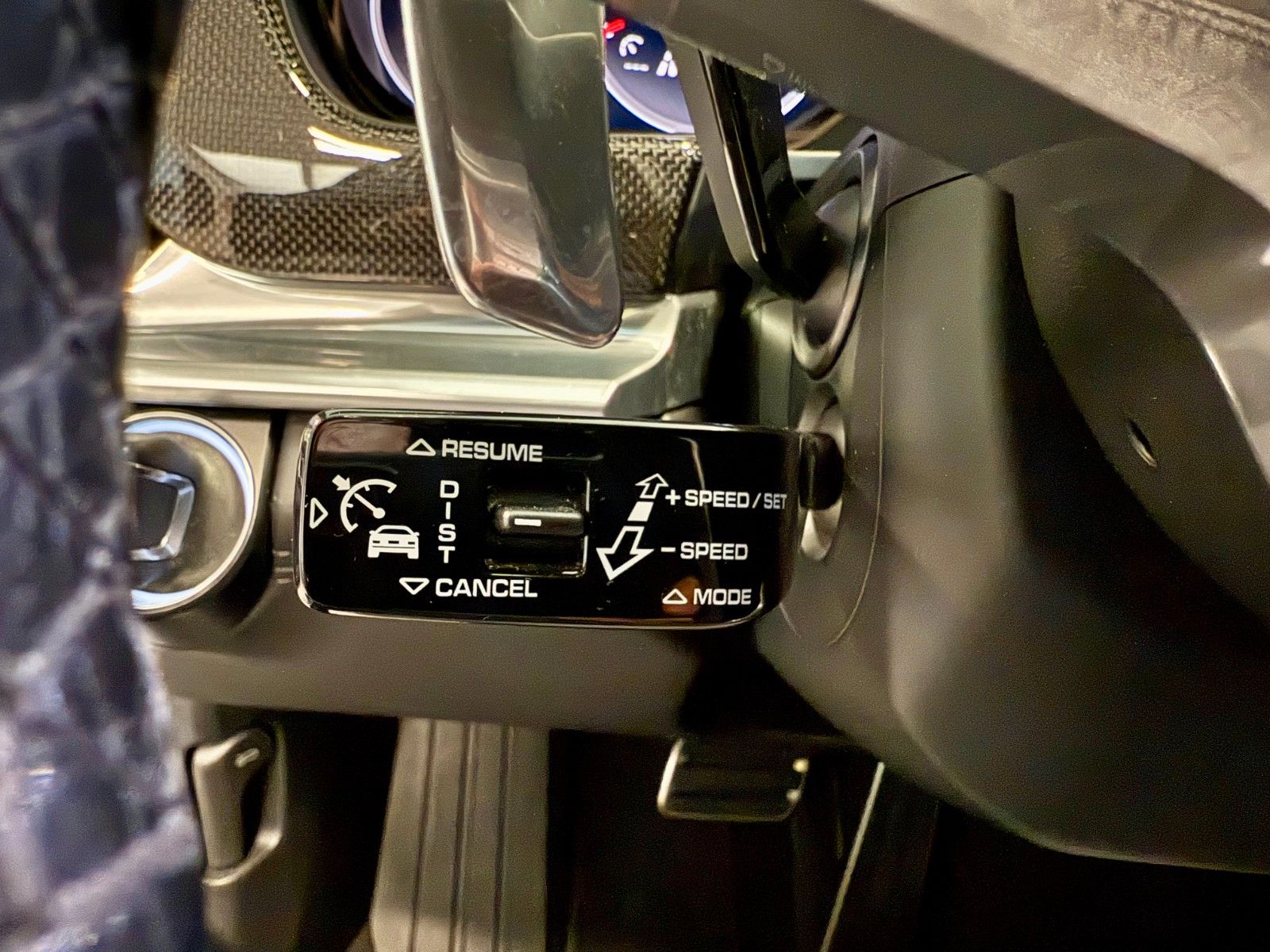 Fahrzeugabbildung Porsche Panamera GTS Sport Turismo Panorama/ACC/HeadUP