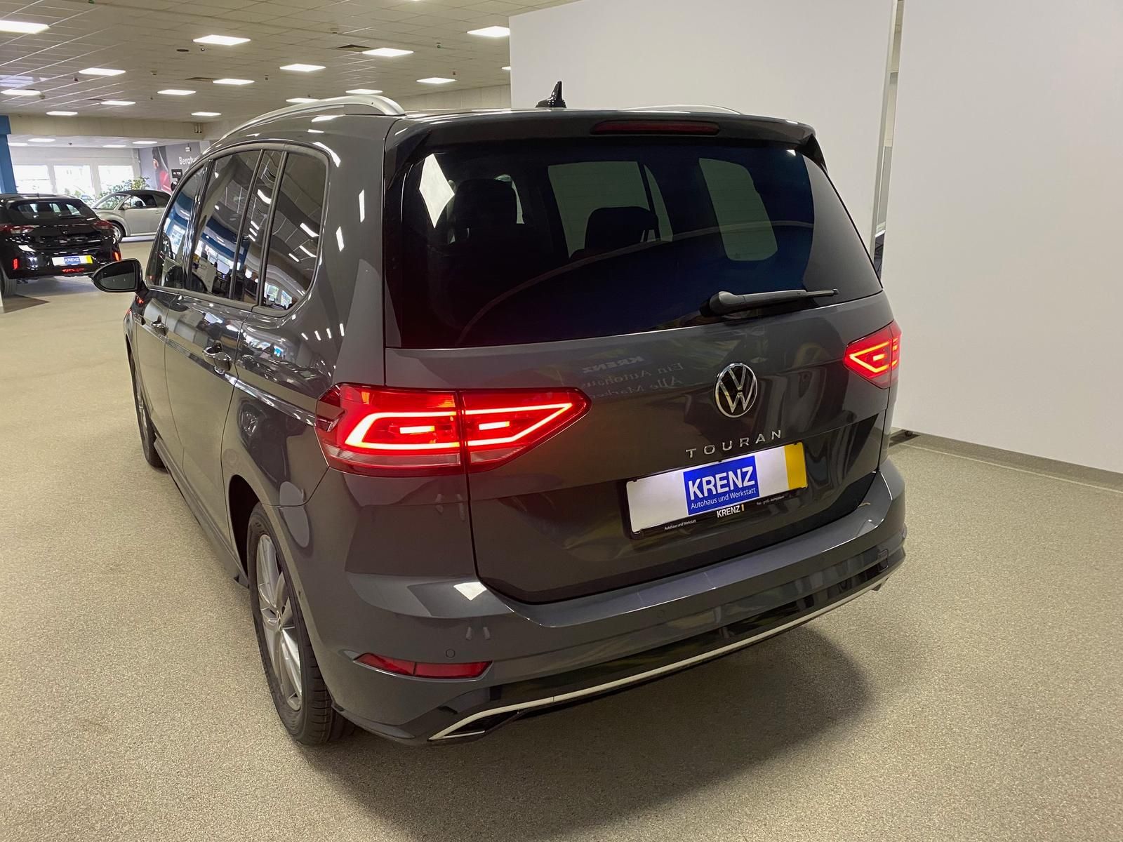 Fahrzeugabbildung Volkswagen Touran 1.5 TSI R-Line COMFORTLINE DSG+ACC+AHK
