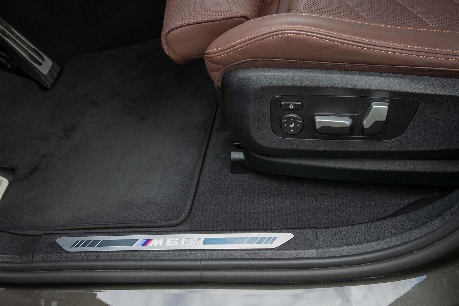 BMW X6 M60i xDrive HeadUp AHK H/K Leder 360° Klima S