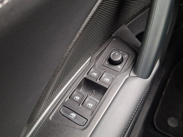 Tiguan 1.5 eTSI 110 kW Elegance, IQ-Light, Head