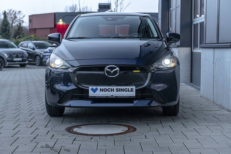 Fahrzeugabbildung Mazda 2 1.5i 90PS CENTER CONV