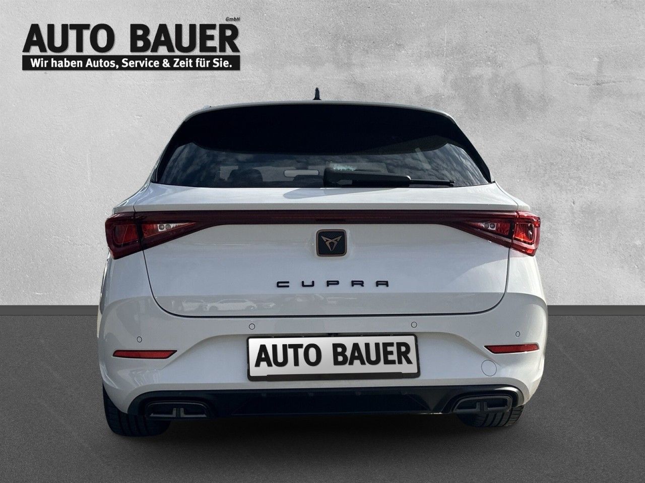 Fahrzeugabbildung CUPRA Leon Sportstourer 1.5 eTSI 150 PS DSG - mit KI generiert/bearbeitet
