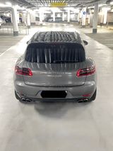 Porsche Macan Turbo  - Porsche Macan in Berlin