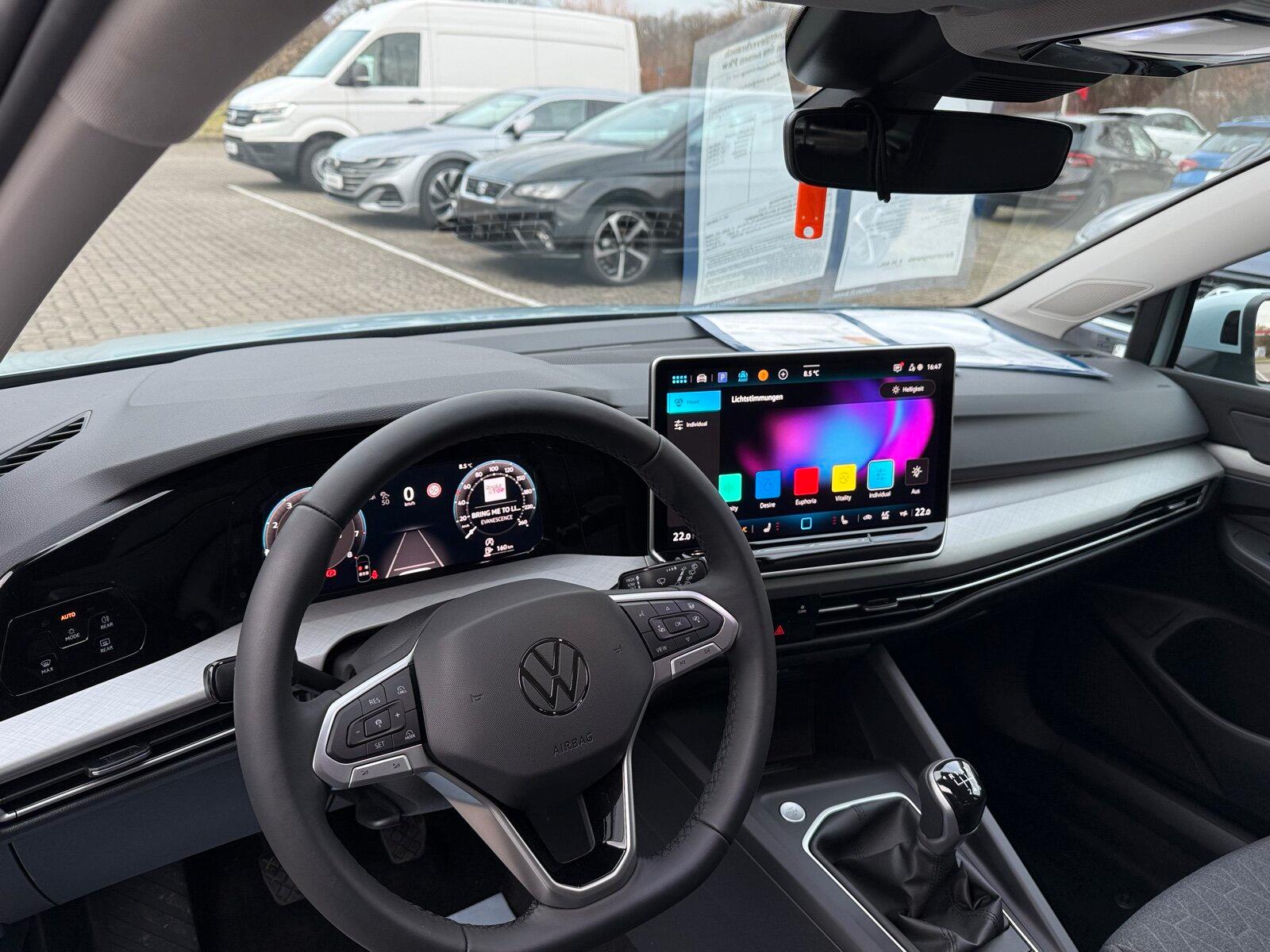 Volkswagen Golf VIII 1.5 TSI LED DAB ACC PDC/Kamera beh.Len, миниатюра 7