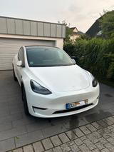 Tesla Model Y Long Range Dual Motor AWD Long Range - Tesla Model Y in Krefeld
