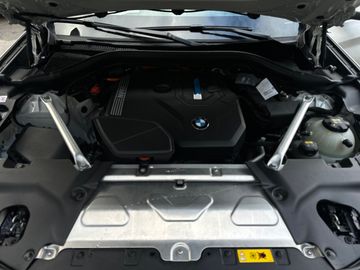 BMW X3 xDrive30e  Advantage Head-Up HiFi DAB LED