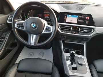 BMW 318 - 8