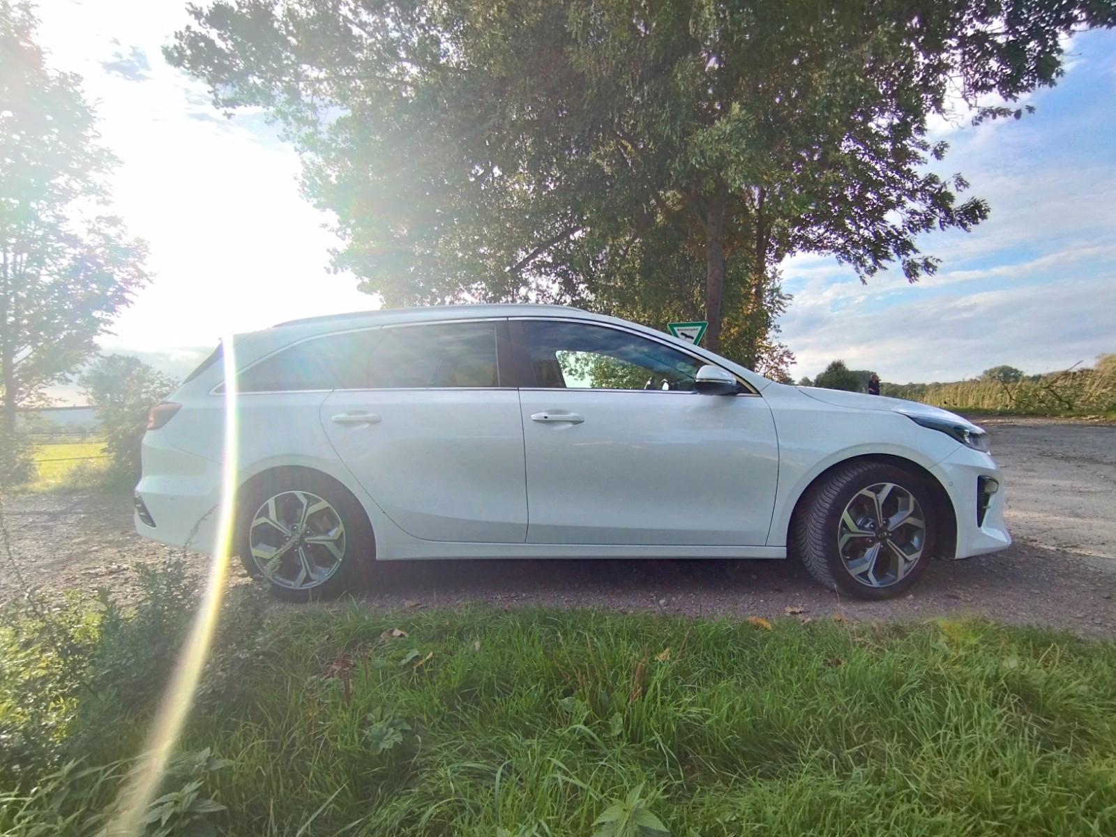 Kia Ceed SW 1.6 CRDi Spirit DCT VOLL / ACC / JBL