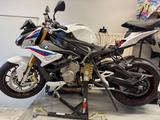 BMW S1000R
