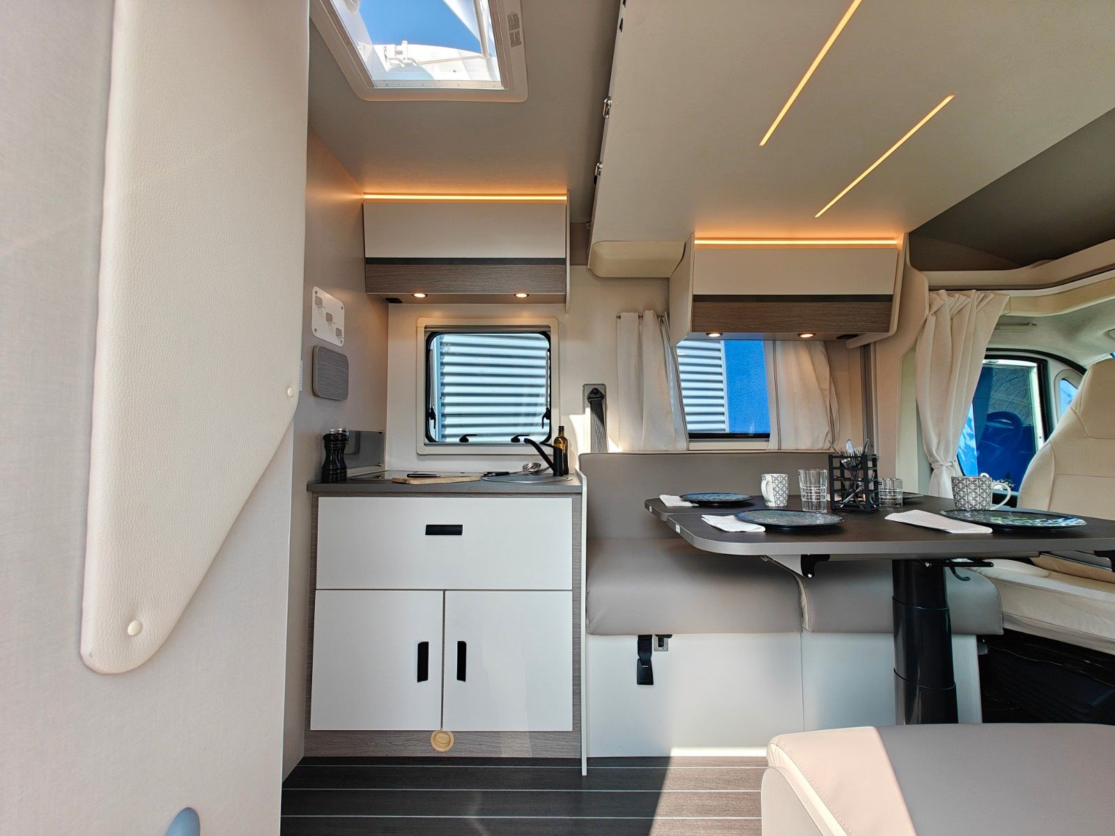 Fahrzeugabbildung XGO Dynamic 66P Hubbett 2025 LAGERWAGEN SPRING SALE