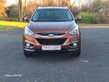 Hyundai ix35 FIFA World Cup Edition 2WD - Hyundai ix35: 2wd