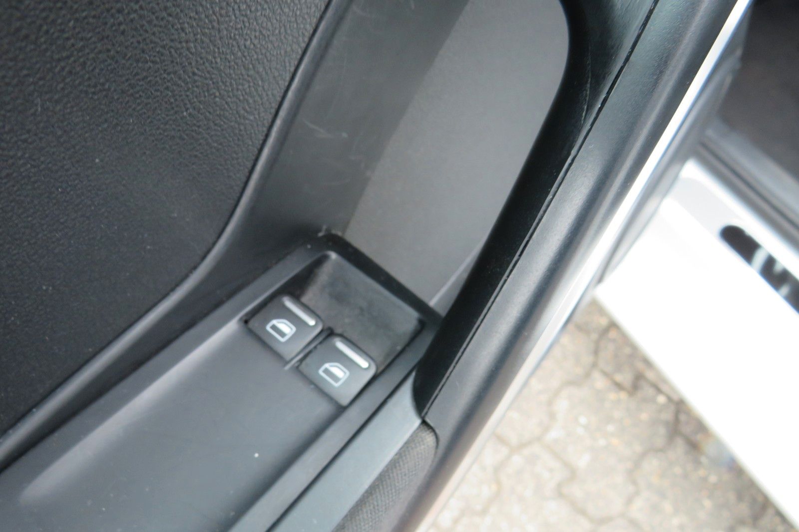 Fahrzeugabbildung Volkswagen Beetle Lim. Club XENON NAVI APP-CONNECT PDC 18`