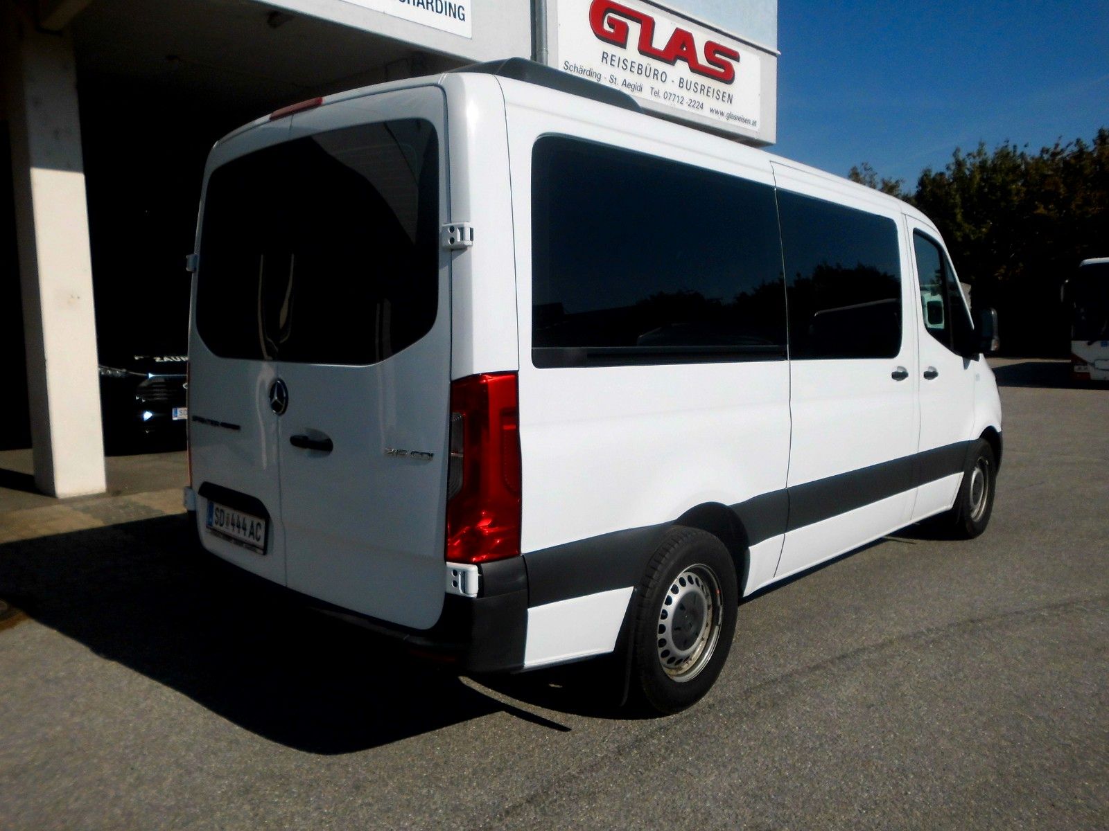 Mercedes-Benz Sprinter Tourer Dachklima, 9 Sitze imagem 3