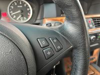 BMW 530iX 3.0 1.HD SCHECKH LEDER SHZ NAV PDC EXPORT bei Autohaus Landmann & Maier OHG