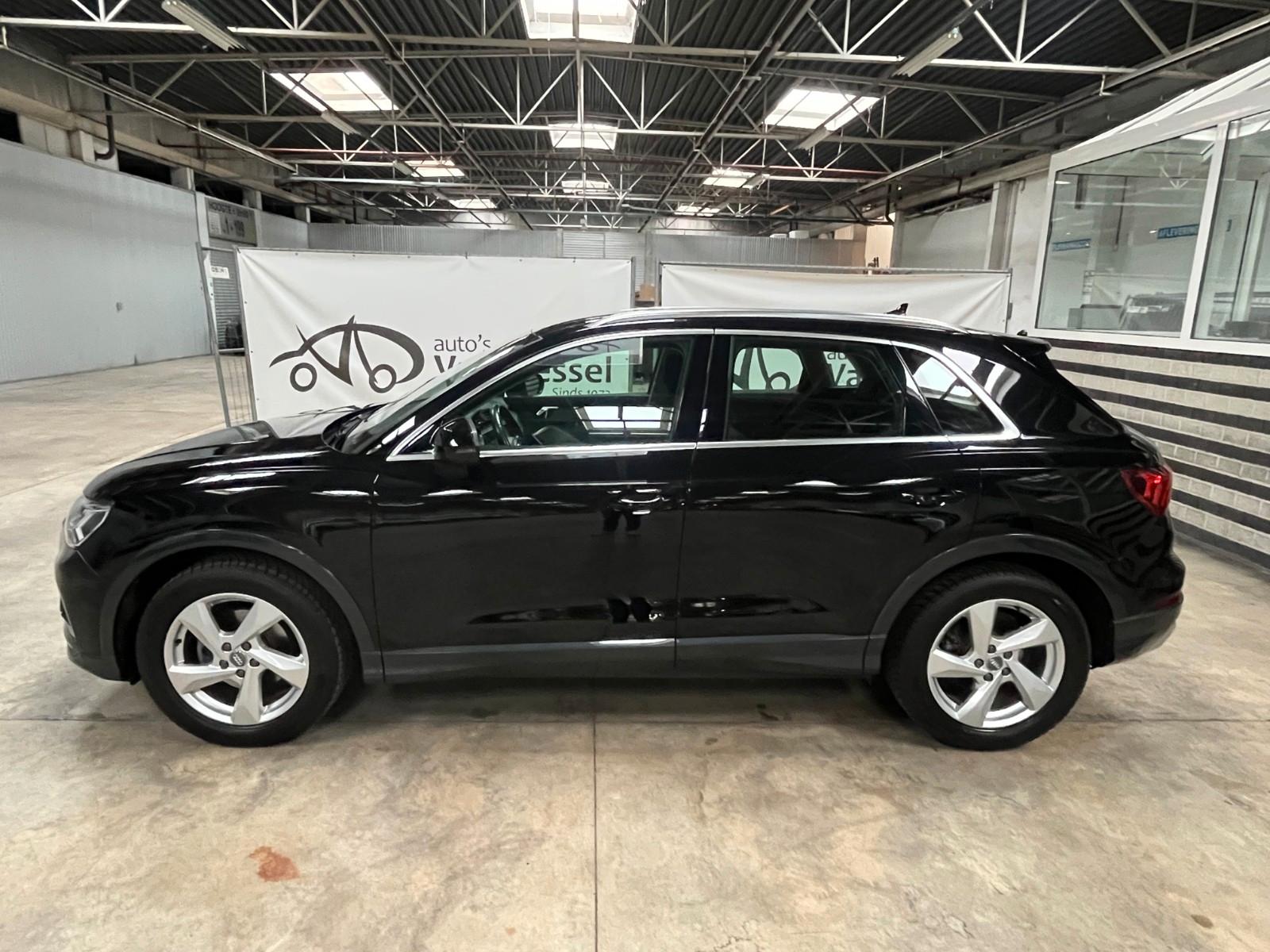 Audi Q3 35 TFSI advanced S Tronic AHK PDC