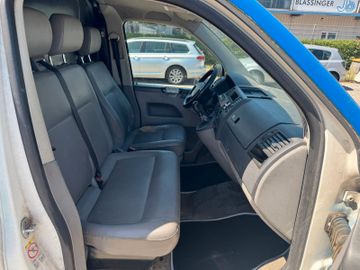 Volkswagen T5 Transporter - 12