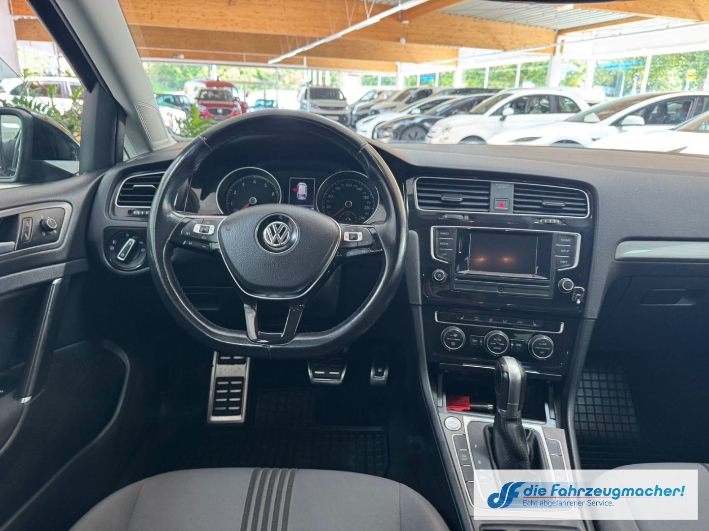 Fahrzeugabbildung Volkswagen Golf VII Variant Allstar BMT 1.4 TSI Sperrdiff.