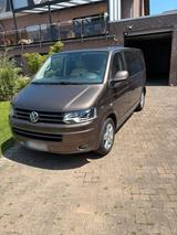 Volkswagen VW T5 Multivan, Motor Getriebe erst 70000 - Volkswagen T5 Multivan in Düsseldorf