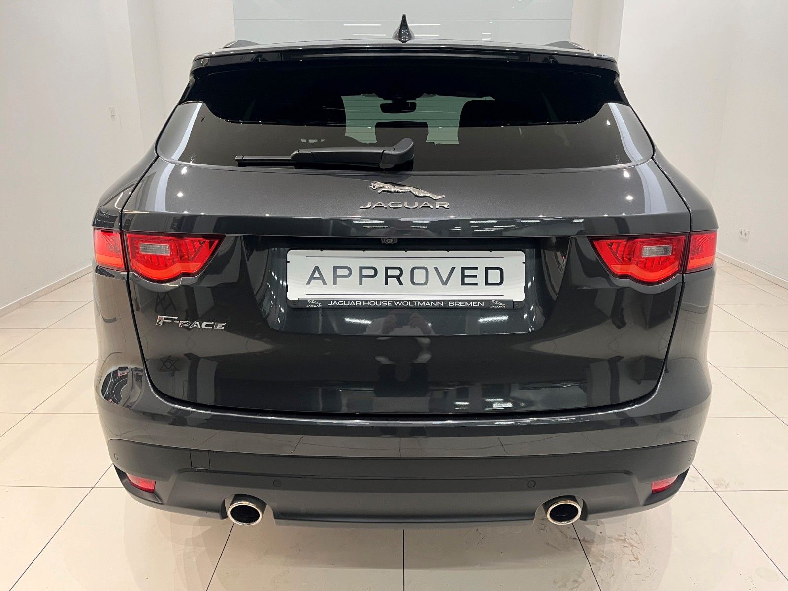Fahrzeugabbildung Jaguar F-Pace 30d R-Sport AWD Panorama & 22" Rad