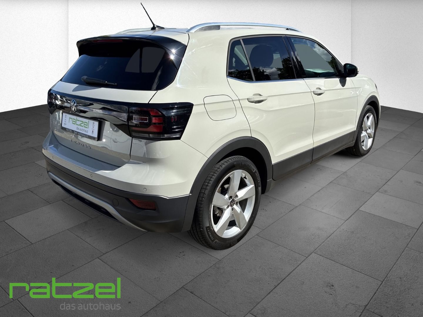 Fahrzeugabbildung Volkswagen T-Cross Style 1.0 TSI DSG Navi Digitales Cockpit
