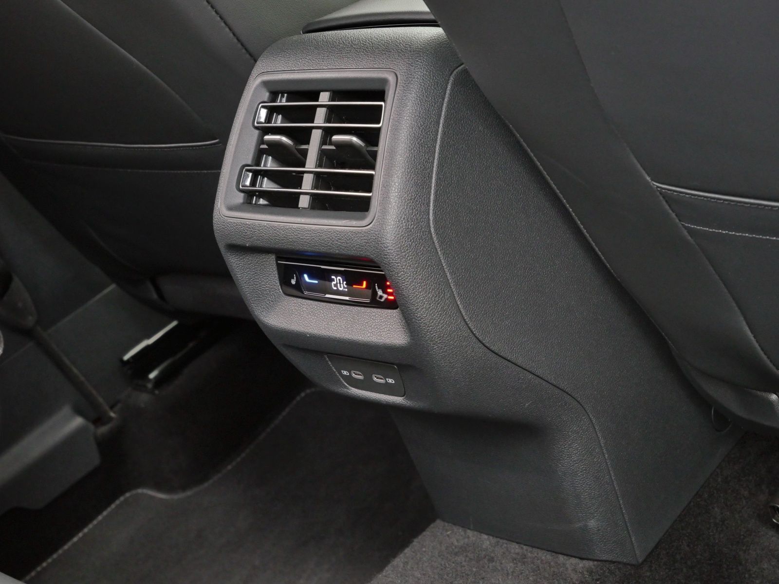 Volkswagen Tiguan - Bild 17