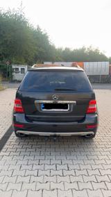 Mercedes-Benz ML 300 4MATIC - Mercedes-Benz 300: 4matic