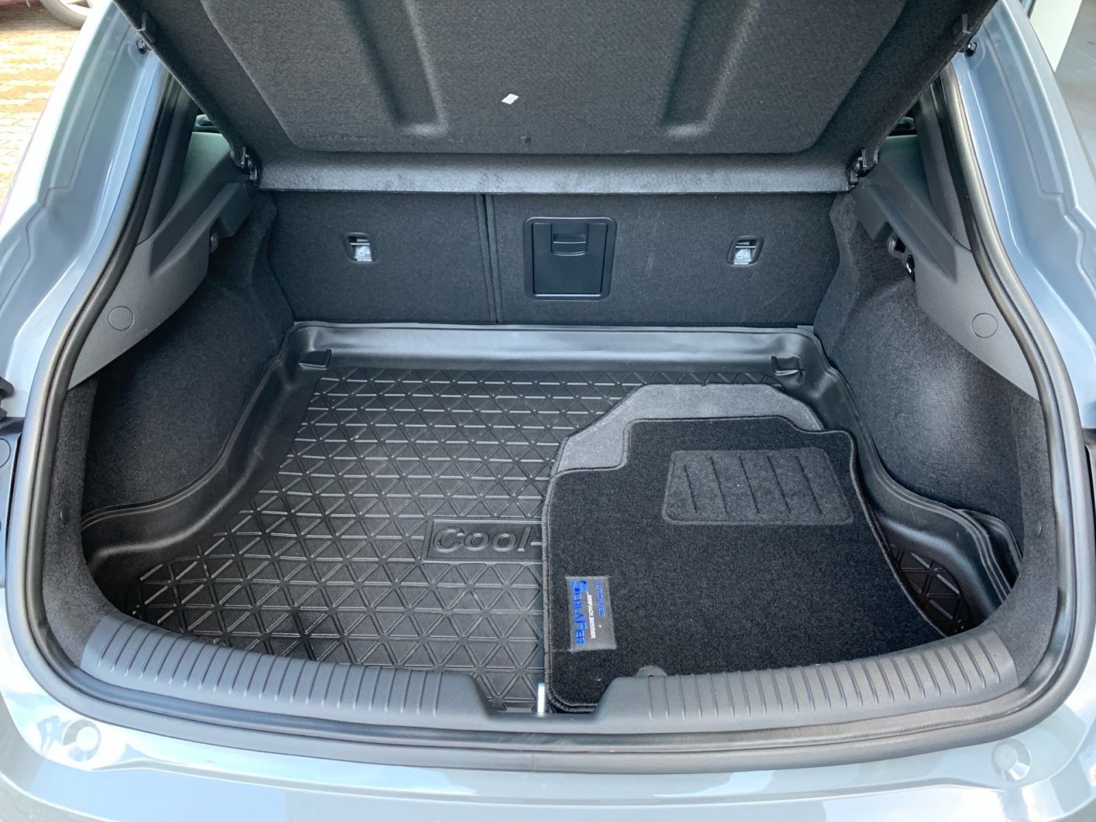 Fahrzeugabbildung Hyundai i30 Fastback 7-DCT 1.5T-GDI N-Line Mild-Hybrid A