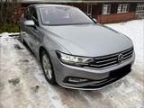 Volkswagen Passat 1.5 TSI OPF DSG - 1 Hand . Mod.2020 - Volkswagen Passat: 2.5
