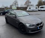 BMW 320i Coupé  - BMW 320 aus 2009: Coupe