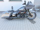 Harley-Davidson CVO Road Glide - HARLEY-DAVIDSON CVO ROAD GLIDE