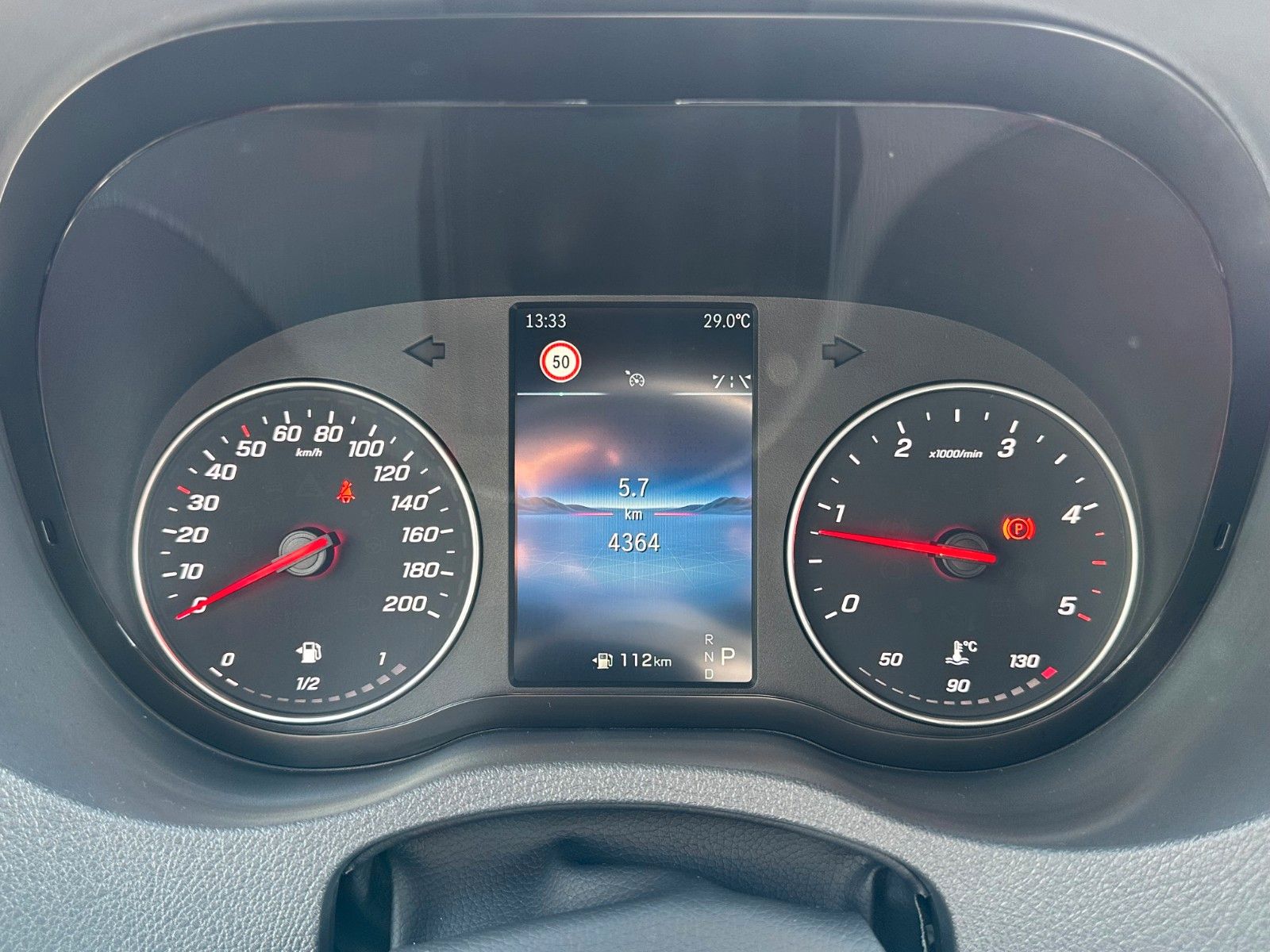 Fahrzeugabbildung Mercedes-Benz Sprinter 319 CDI 4x4 DoKa Klima AHK3,5to