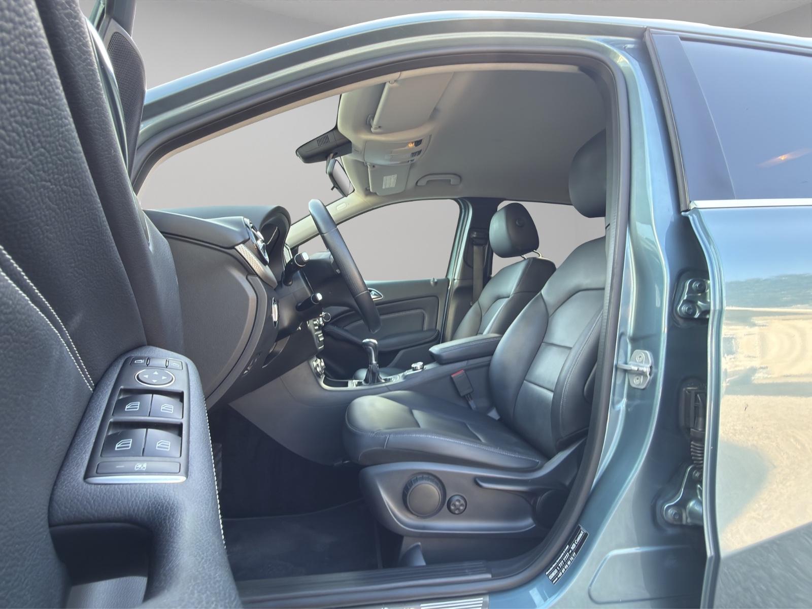 Mercedes-Benz B 180 Edition 1 Leder 1.Hand