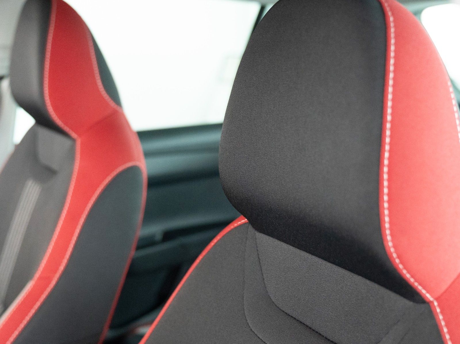 Fahrzeugabbildung SKODA Fabia Monte Carlo SITZHZG./PANO/PDC HI.