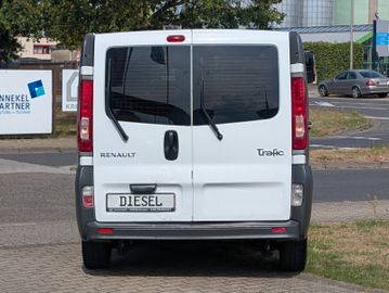 Renault Trafic - 9