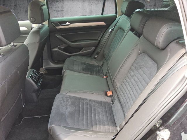 Passat Variant 2.0TDI Highline Navi AHK Climatr.